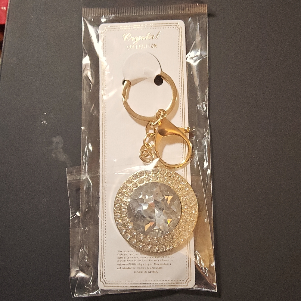 NWOT Gold sparkle keychain